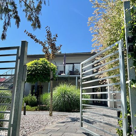 Apartmány Benešov Benesov nad Ploucnici Esterno foto